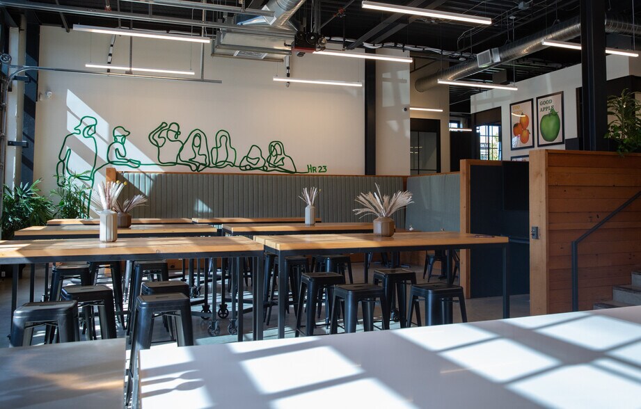 More Photos Of 1120 SE Madison St, Portland Coworking Space