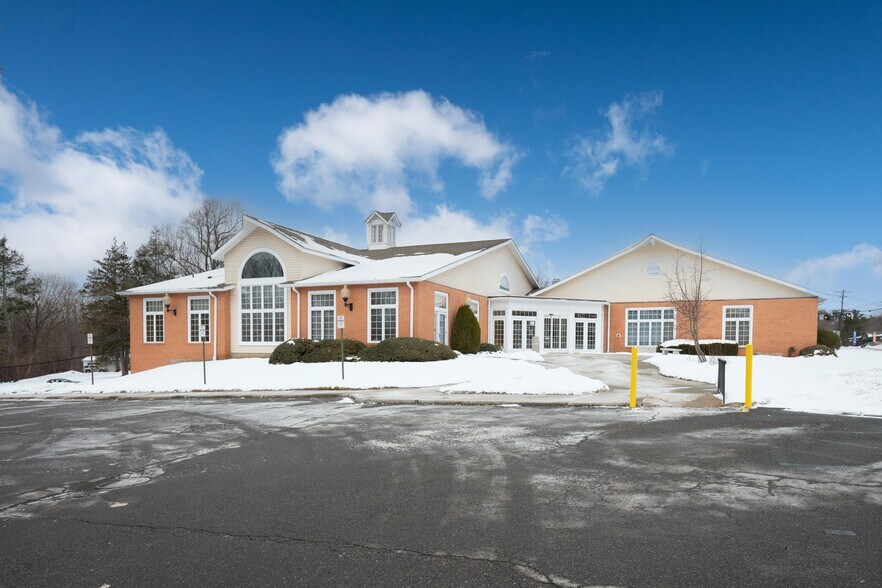 More Photos Of 48 Route 6, Yorktown Heights Medical For Sale