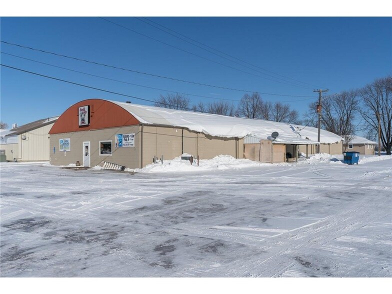 Primary Photo Of 508 2nd Ave NW, Arlington Bowling Alley For Sale