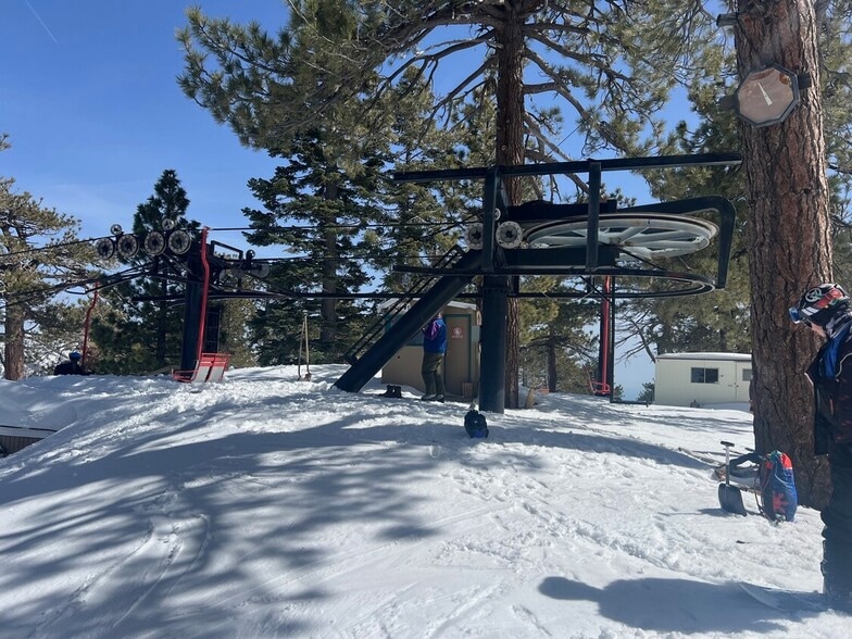 More Photos Of Angeles Crest Hwy 2, Flintridge Sports And Entertainment For Sale