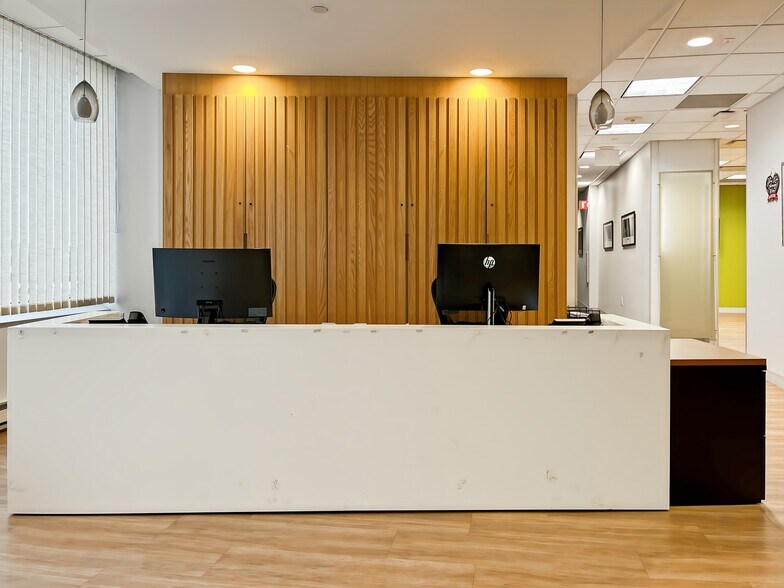 More Photos Of 140 E Ridgewood Ave, Paramus Coworking Space