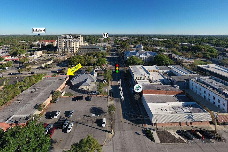 More Photos Of 255 W Main St, Bartow Office For Sale