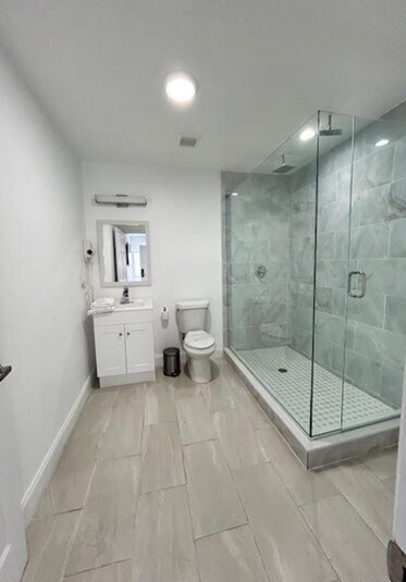 More Photos Of 3842 S Orange Blossom Trl, Orlando Hotel For Sale