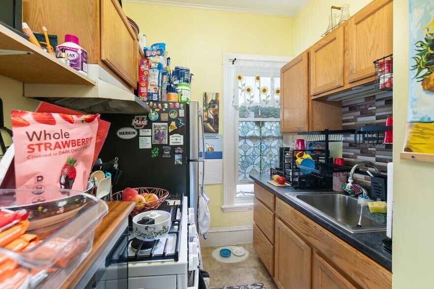 More Photos Of 23 Poplar St, Danvers Multifamily For Sale