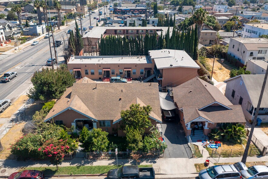 More Photos Of , Los Angeles Multifamily For Sale