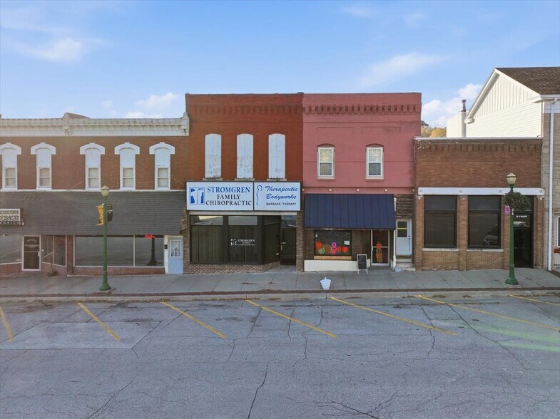 Primary Photo Of 24 N Walnut St, Glenwood Medical For Sale