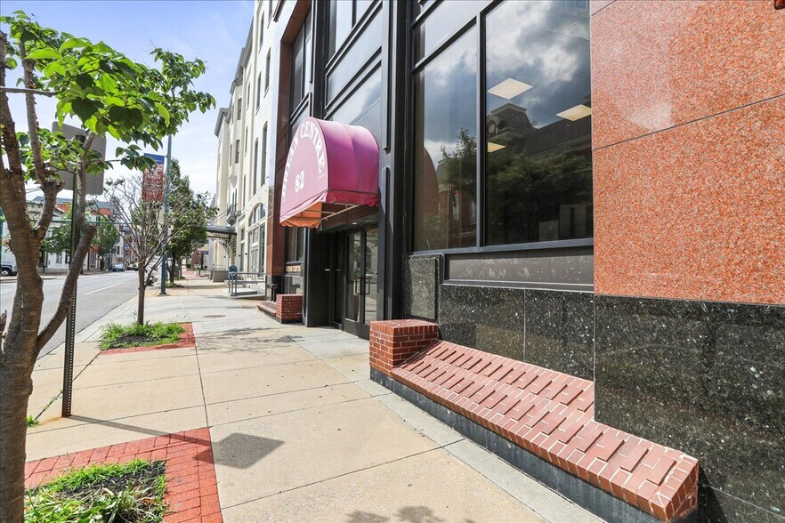 More Photos Of 82 W Washington St, Hagerstown Office For Sale