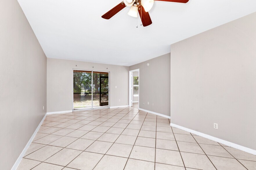 More Photos Of 5194 16th Pl SW, Naples Apartments For Sale