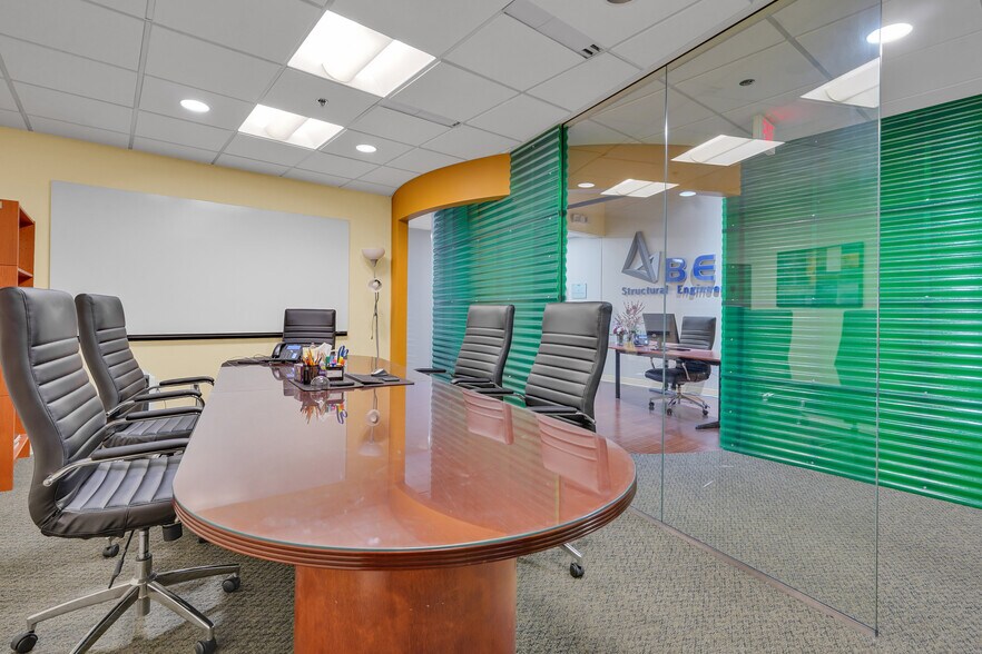 More Photos Of 3930 Pender Dr, Fairfax Medical For Lease