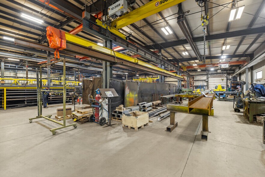 More Photos Of 306 Darrell Dr, Ayr Flex For Sale