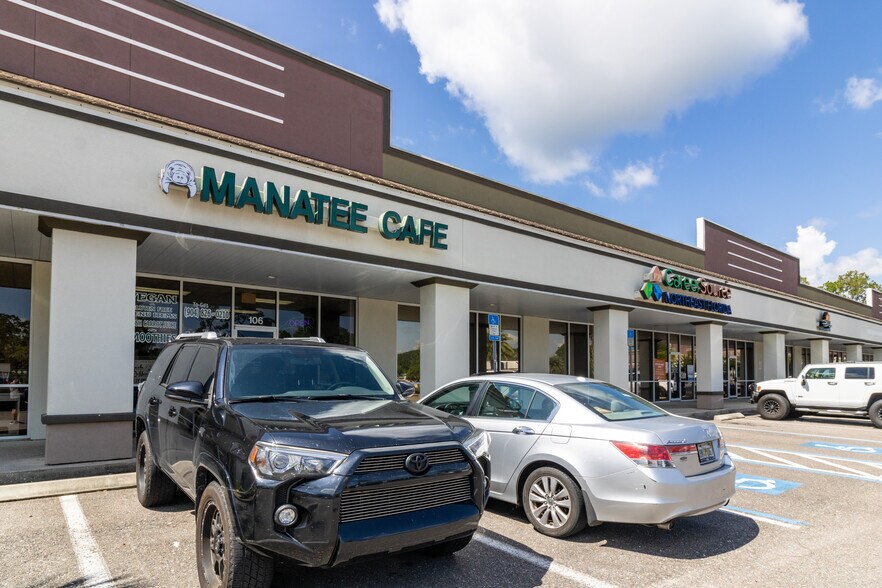 More Photos Of 525 State Road 16, Saint Augustine General Retail For Sale