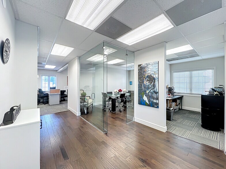 More Photos Of 1095 W Morse Blvd, Winter Park Office For Lease