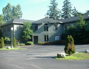 More Photos Of 8100-8116 Cazenovia Rd, Manlius Medical For Lease