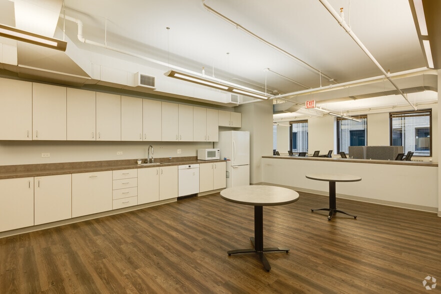 Photo of 8th Floor Ste 820