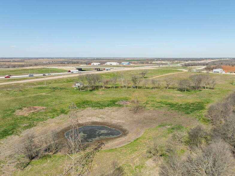 More Photos Of TBD I-35, Abbott Land For Sale
