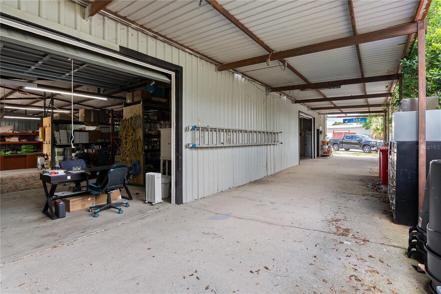 More Photos Of 15617 Old US Highway 441, Tavares Industrial For Lease