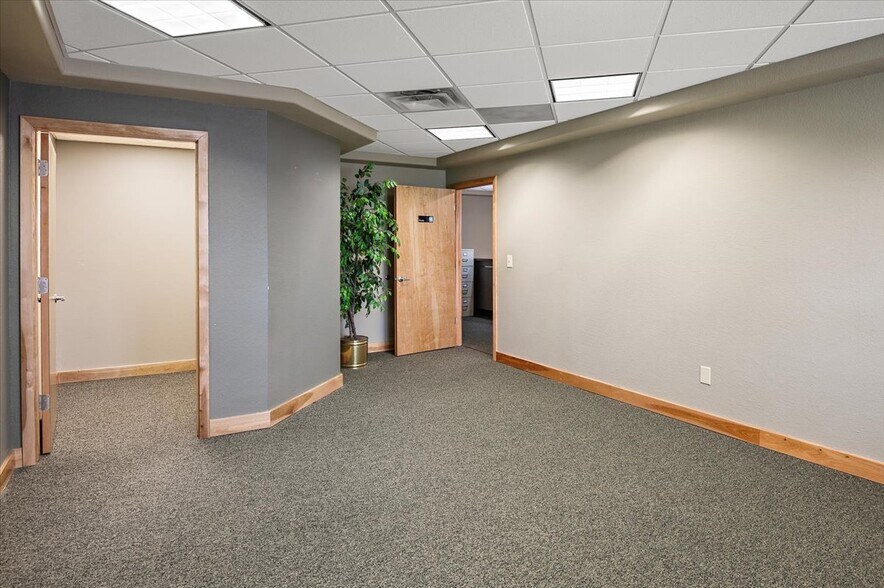 More Photos Of 2850 W Serendipity Cir, Colorado Springs Medical For Lease