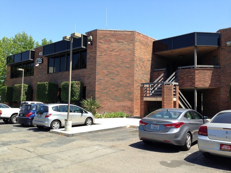 More Photos Of 401 W Lincoln Ave, Anaheim Office For Lease