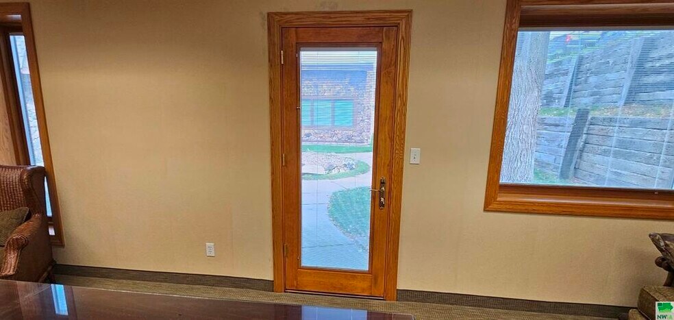 More Photos Of 700 Jackson St, Sioux City Medical For Sale