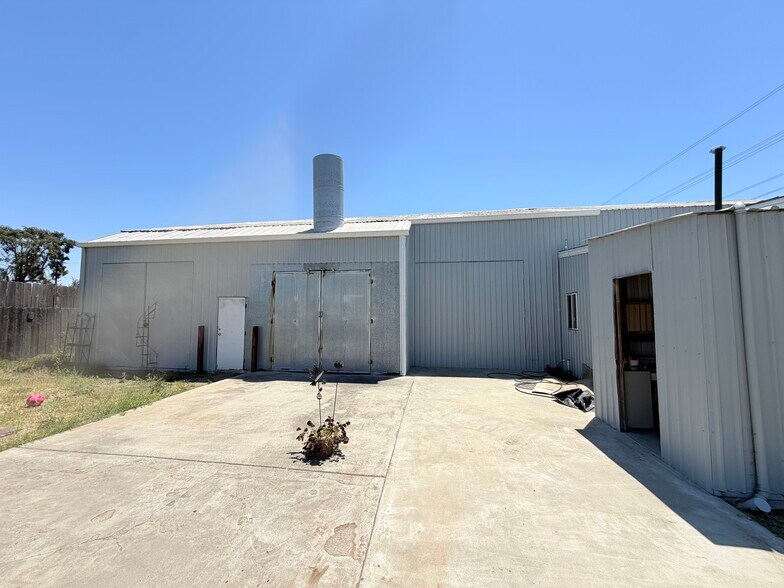 More Photos Of 3230 Moore Rd, Ceres Warehouse For Sale