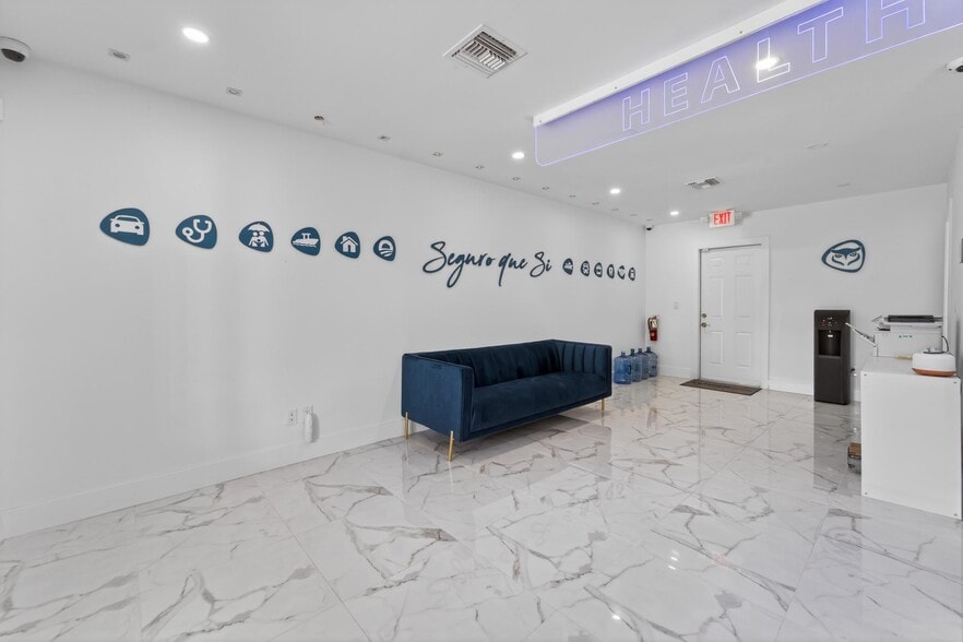 More Photos Of 1233 Bartow Rd, Lakeland Office For Sale