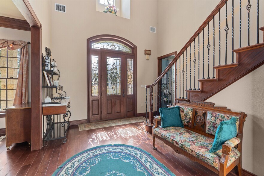 More Photos Of 1092 FM 3000, Elgin Specialty For Sale