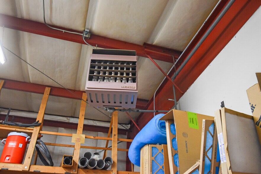 More Photos Of 603 E 2nd St, Ogallala Showroom For Sale