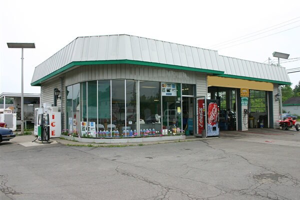 Primary Photo Of 4395 US Route 11, Cortland Auto Repair For Sale