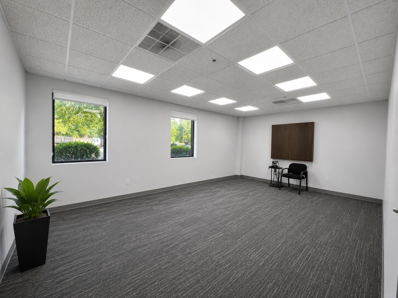 More Photos Of 50 Tannery Rd, Somerville Warehouse For Sale