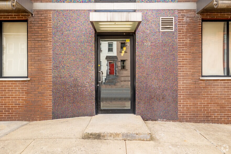 More Photos Of 80-82 Adelphi St, Brooklyn Apartments For Sale