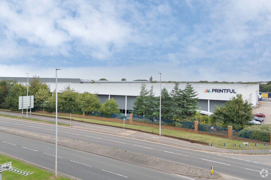 More Photos Of Headway Rd, Wolverhampton Light Manufacturing For Lease