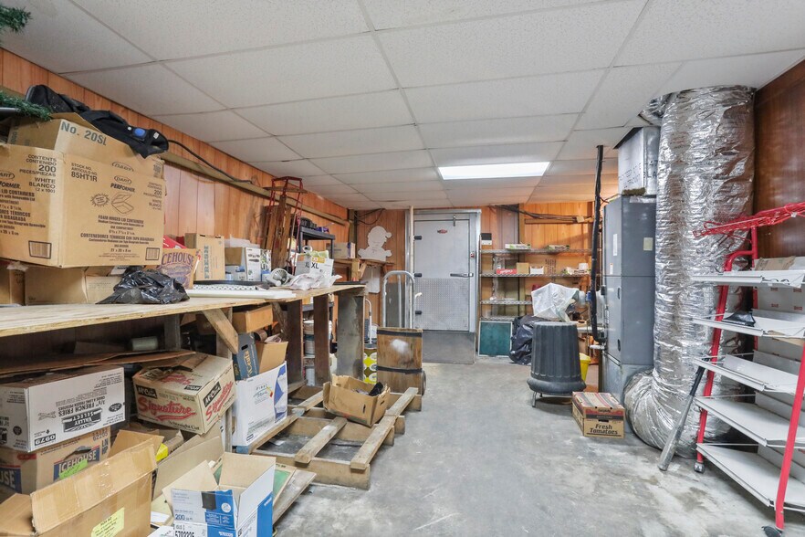 More Photos Of 130 N Raleigh St, Martinsburg Restaurant For Sale