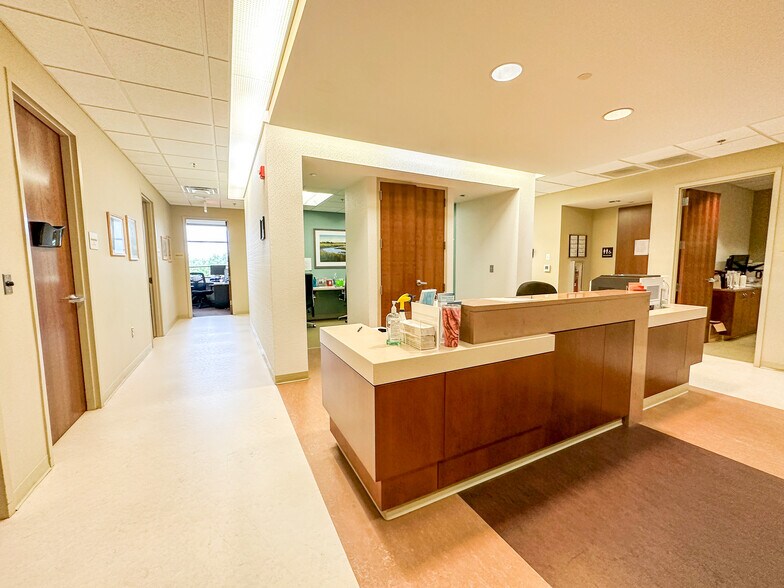 More Photos Of 3031 New Bern Ave, Raleigh Medical For Lease