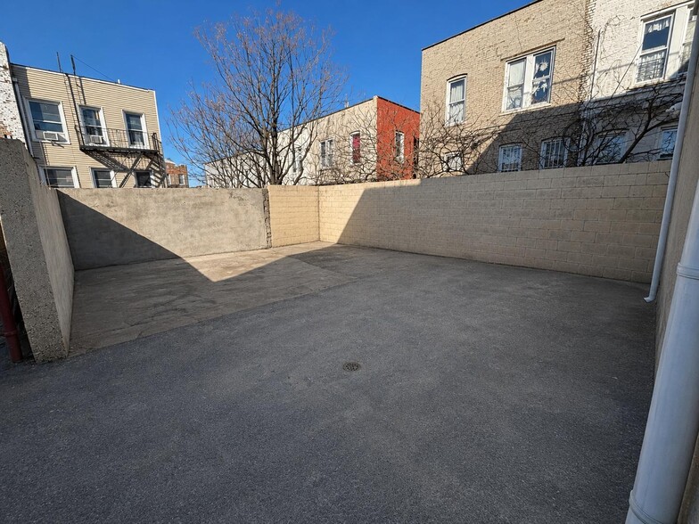 More Photos Of 1265 Elder Ave, Bronx Multifamily For Sale