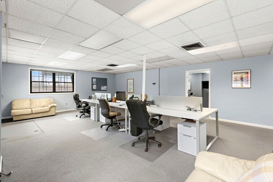 More Photos Of 854 8th St, Secaucus Office For Sale