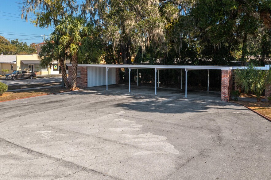 More Photos Of 510 E Parker St, Bartow Office For Sale