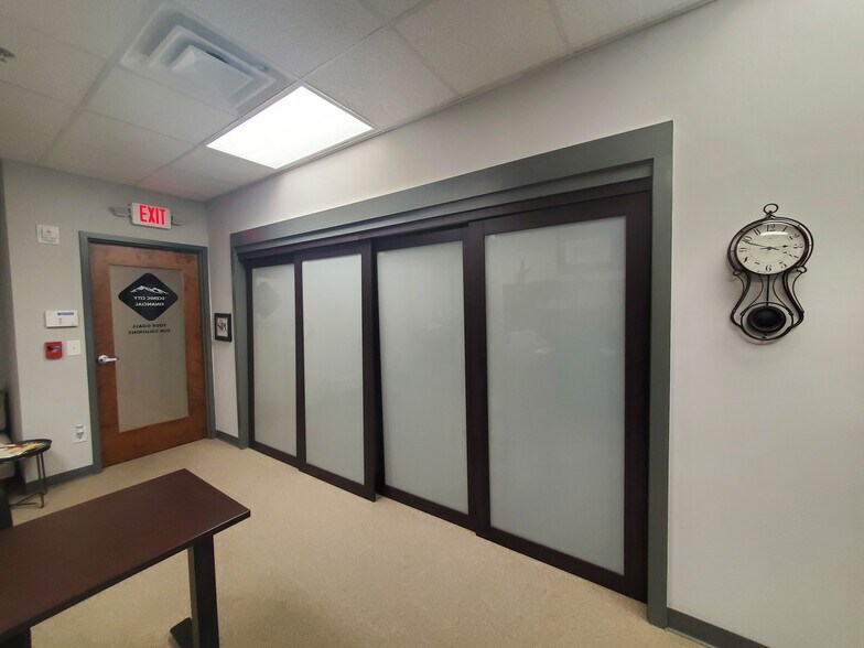 More Photos Of 325 Cherokee Blvd, Chattanooga Loft Creative Space For Lease