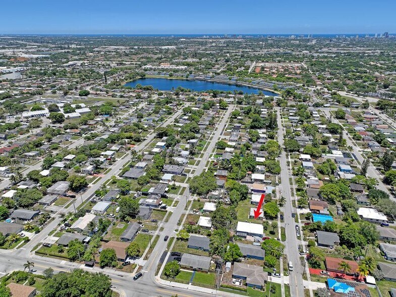 More Photos Of , Pompano Beach Flex For Sale