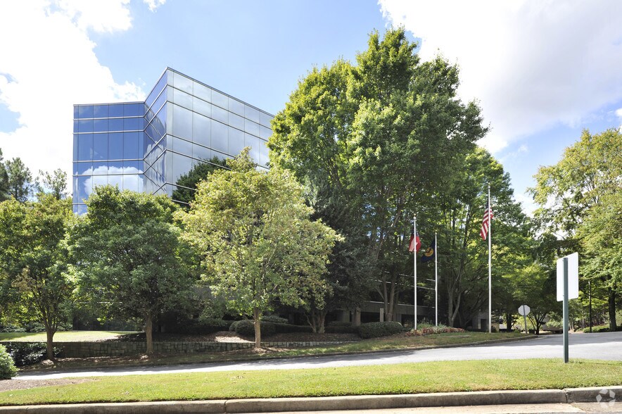 More Photos Of 100 Ashford Ctr N, Atlanta Office For Sale