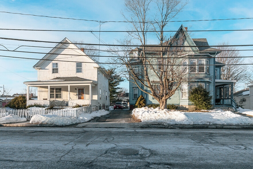 More Photos Of 388 Child St, Warren Freestanding For Sale