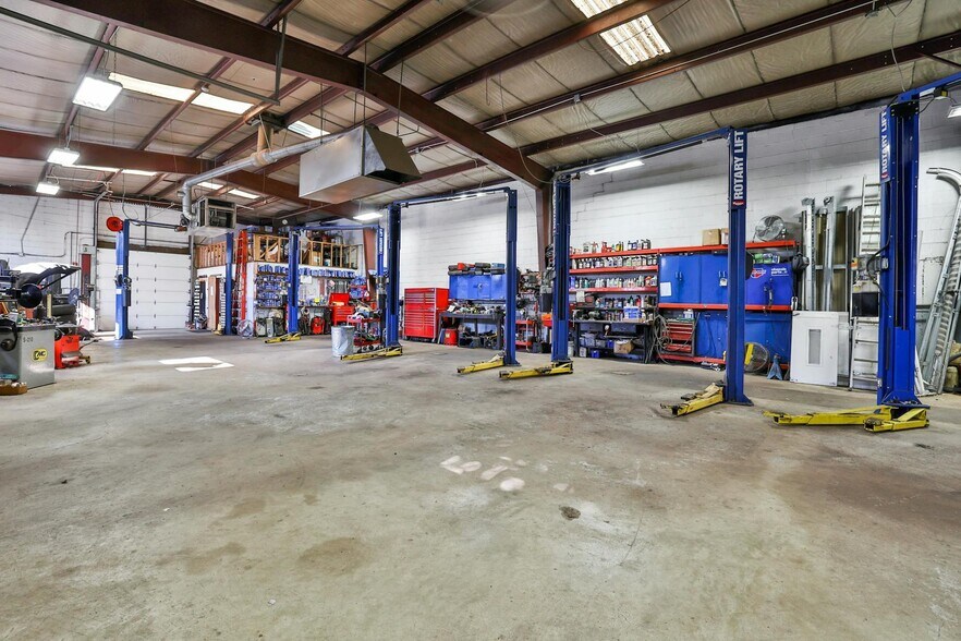 More Photos Of 50-52 Main st, Nyack Flex For Sale