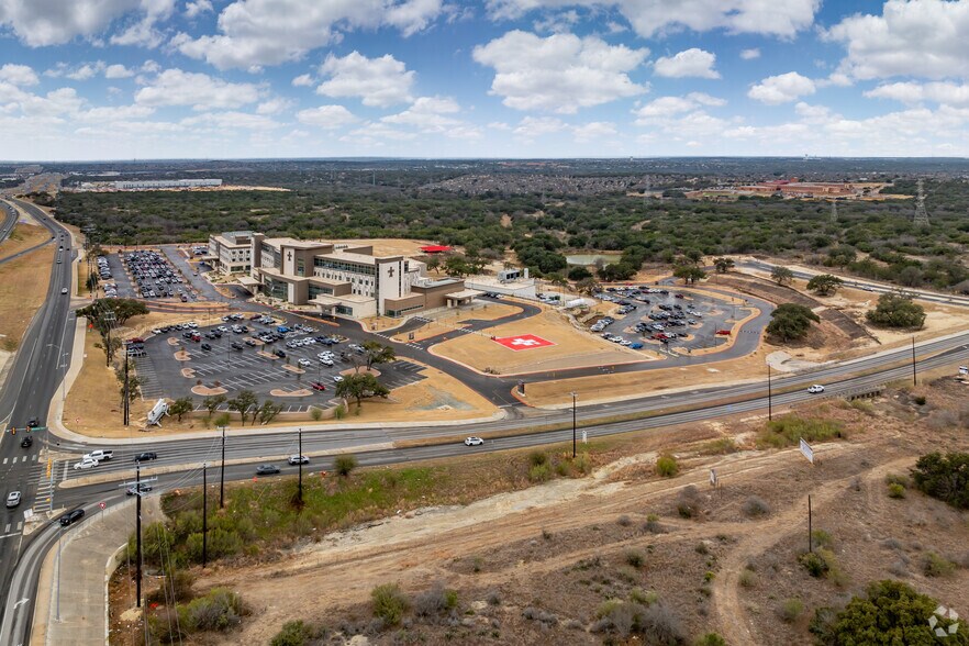 More Photos Of 3011 W Loop 1604 N, San Antonio Medical For Lease