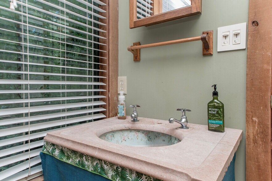 More Photos Of 11030 Garden Ln, Folsom Specialty For Sale