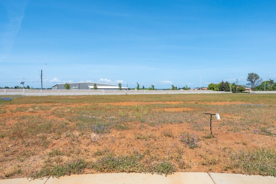 More Photos Of Airport Rd @ Rancho Rd, Redding Land For Sale