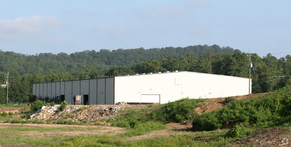 More Photos Of 100 Gilbert Dr, Alabaster Distribution For Lease