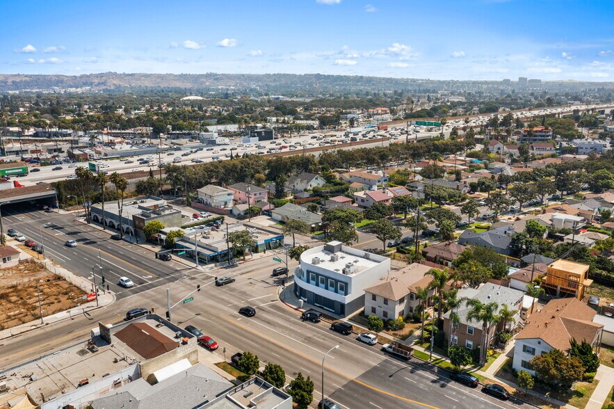 More Photos Of 4013 Sawtelle Blvd, Los Angeles Medical For Lease