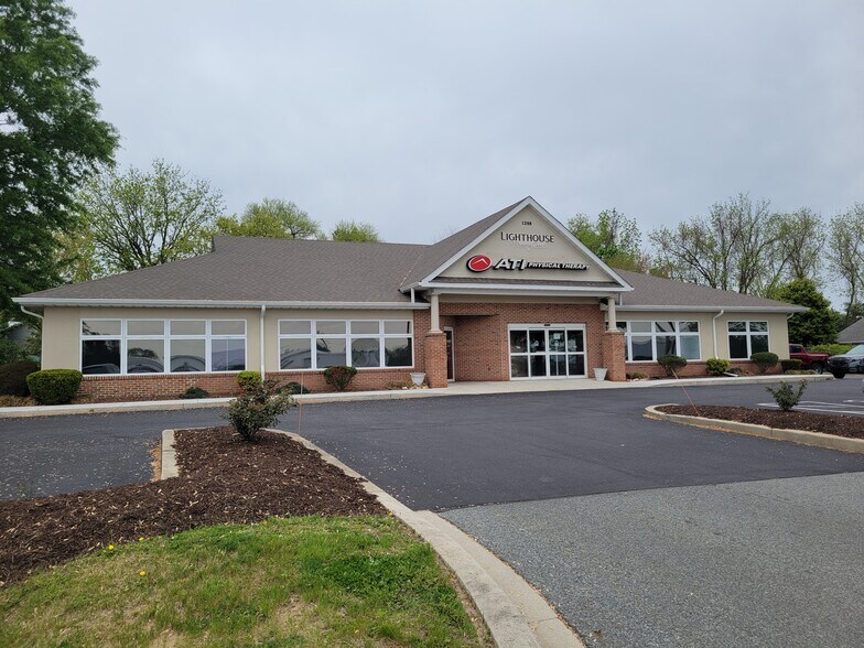 Primary Photo Of 1288 S Governors Ave, Dover Medical For Sale
