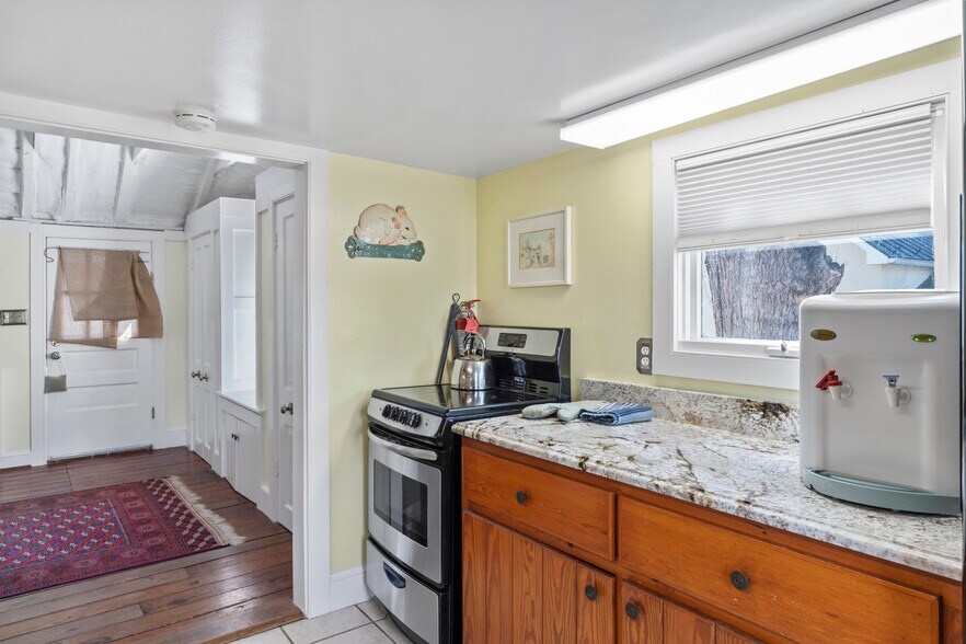 More Photos Of 23130 Briar Patch Ln, Middleburg Hospitality For Sale