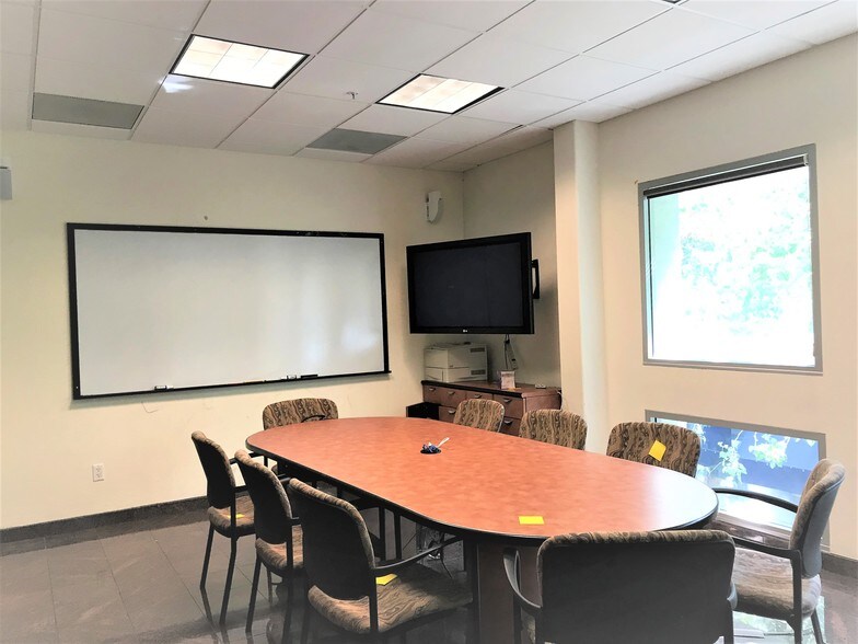 More Photos Of 21 Post St, San Jose Storefront Retail Office For Lease