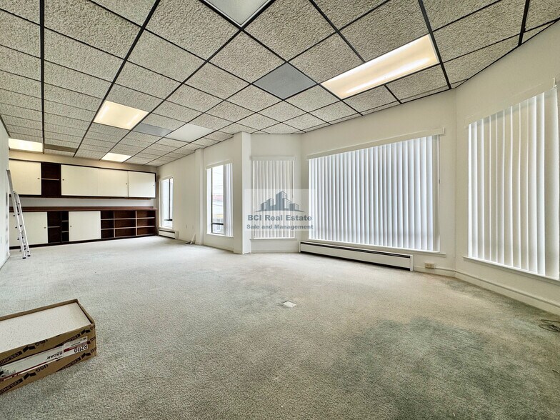 More Photos Of 2340-2380 Irving St, San Francisco Medical For Lease